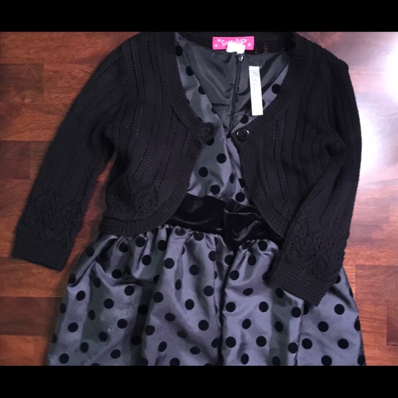 Girl’s fancy dress and sweater - Picture 1 of 5